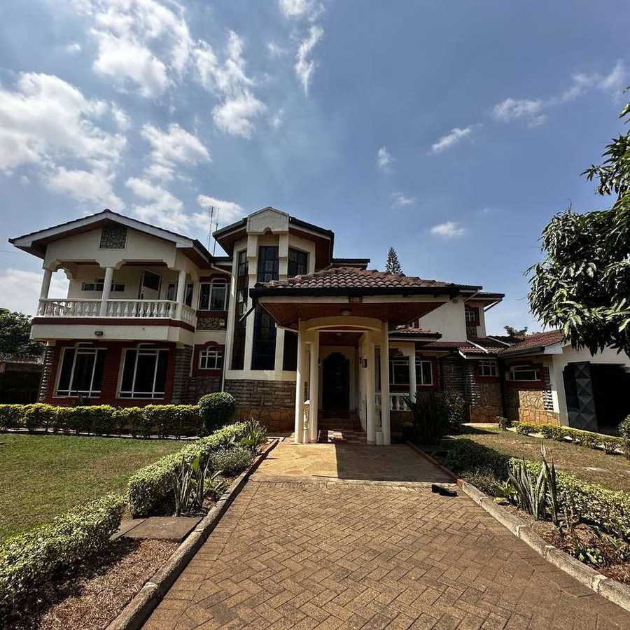 5 Bedroom + DSQ House, Runda, Exterior