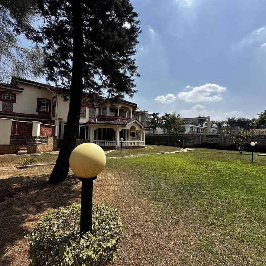 5 Bedroom + DSQ House, Runda, Gardens