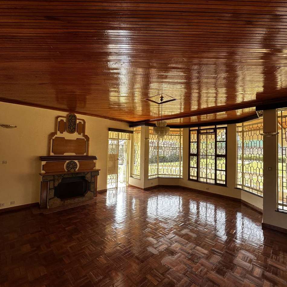5 Bedroom + DSQ House, Runda, Living area